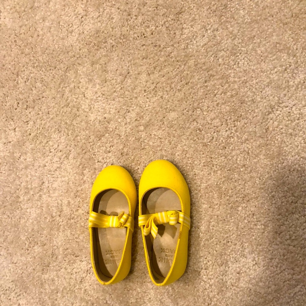 Janie and Jack yellow and white bow flats
